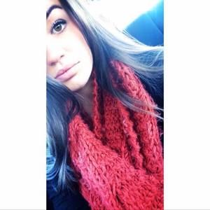 Meet your Posher, Thea